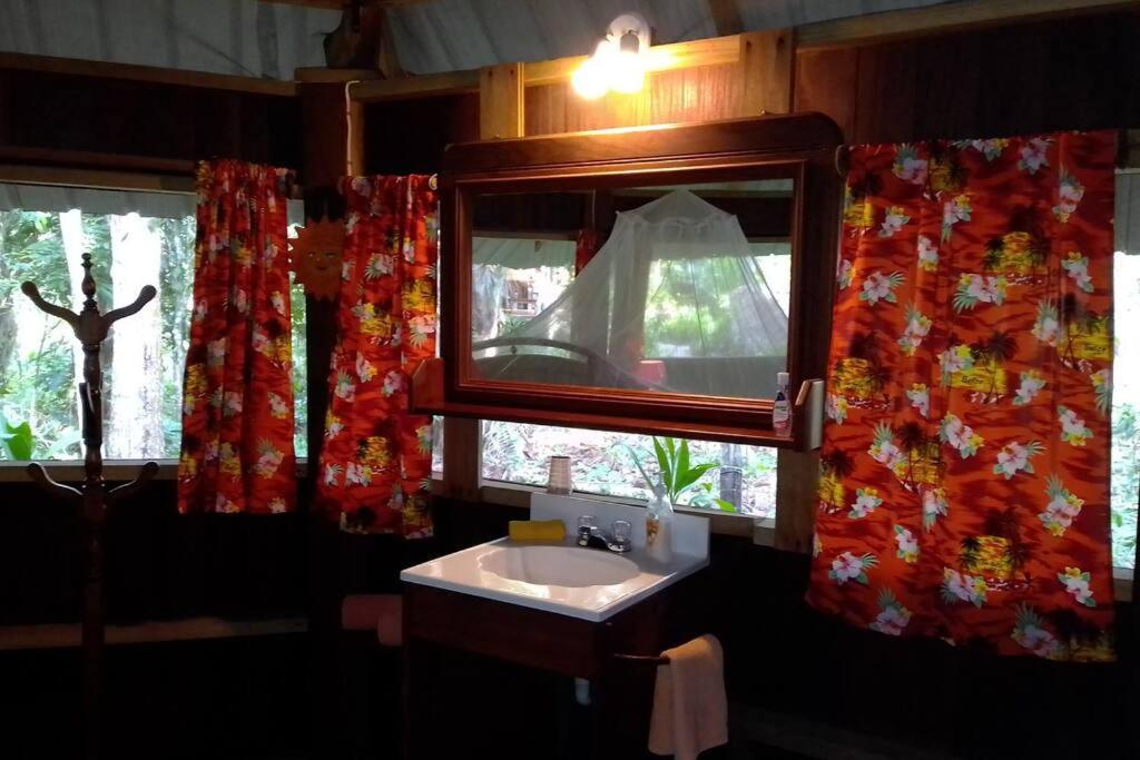 Sun Creek Lodge Punta Gorda Esterno foto