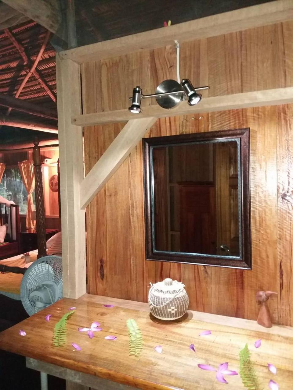 Sun Creek Lodge Punta Gorda Esterno foto